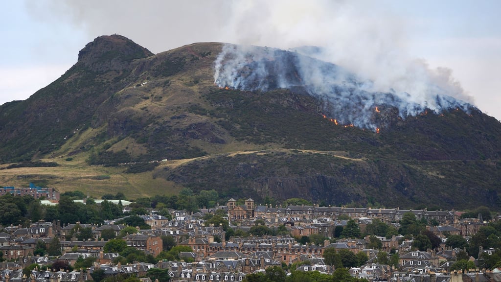 Arthur's Seat ist ein Wahrzeichen Edinburghs.
