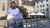 Die Vorbereitungen für das Konzert mit „Stern-Combo Meissen“ laufen bereits: Hotel-Chef Danny Huhn im Hof des Hauses. 