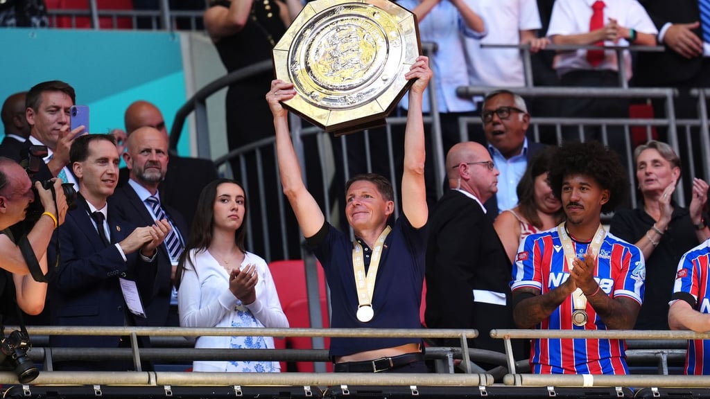 Nach dem ersten Titel in dieser Saison kassierte Crystal Palace um Trainer Oliver Glasner nun vor dem Internationalen Sportgerichtshof Cas eine Pleite.