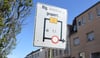 Die Umleitungsschilder sind nicht mehr aktuell, standen aber auch am Montag noch in der Stadtmitte von Kalbe sowie in weiteren Orten.