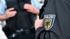 Am Hauptbahnhof in Halle hat ein 18-Jähriger Bundespolizisten angegriffen.