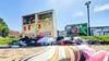 Die Altkleidercontainer in Wolmirstedt vermüllen immer mehr. Bei manchen fühlt sich niemand mehr zuständig.