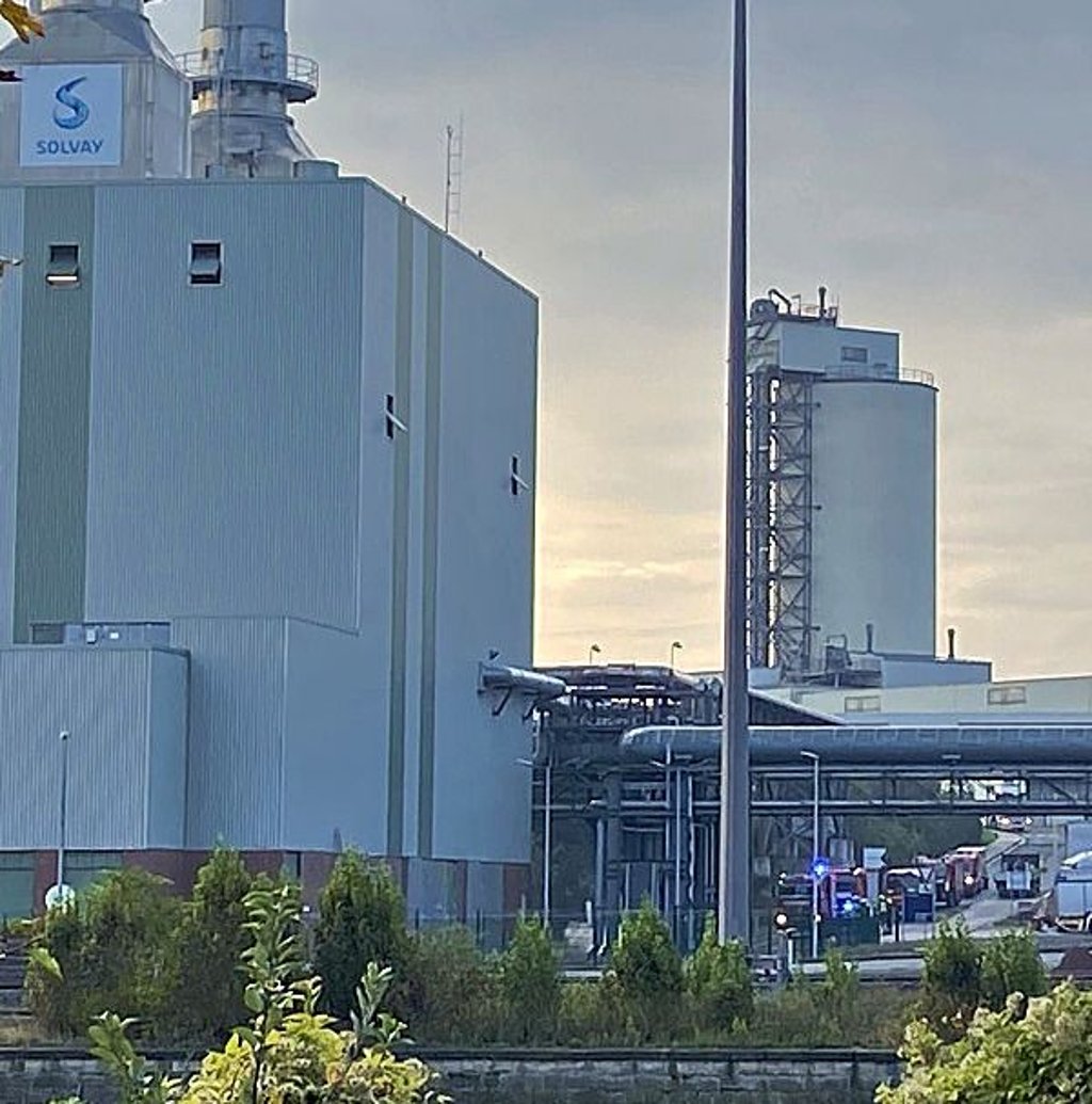 Zuletzt hatte es im Oktober 2024 einen Feuerwehreinsatz wegen eines Brandes im Solvaywerk gegeben.