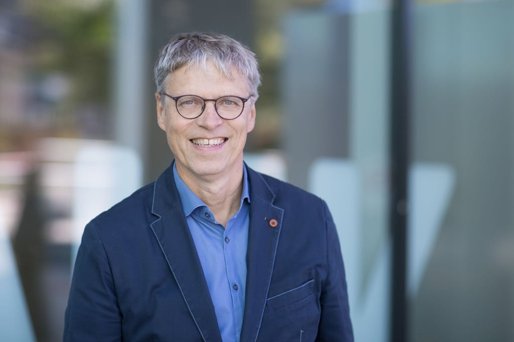 Professor Stephan Zipfel ist Ärztlicher Direktor der Abteilung Psychosomatische Medizin und Psychotherapie an der Medizinischen Universitätsklinik Tübingen.