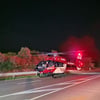 Zu einem schweren Verkehrsunfall kam es in der Nacht zum Sonntag im Saalekreis. Auch ein Hubschrauber kam zum Einsatz.
