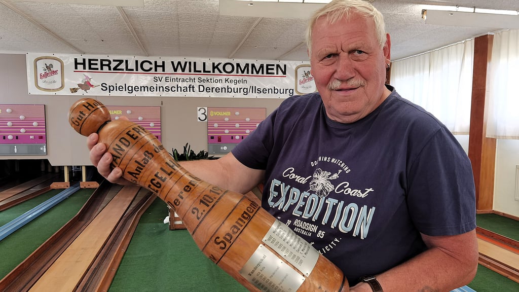 Abteilungsleiter Hubert Brandt bereitet mit den Keglern des SV Eintracht Derenburg und der Spielgemeinschaft Derenburg/Ilsenburg das Jubiläum zum 120-jährigen Bestehen des Kegelsports in seiner Heimatstadt vor.