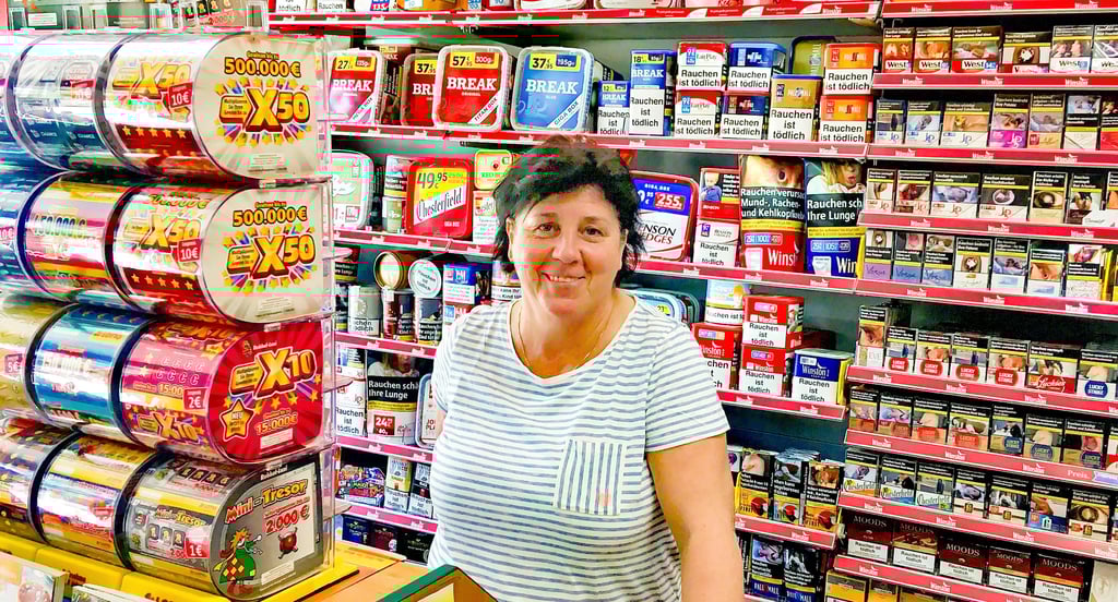Ladenbesitzerin Annette Zunder hat neue Pläne, jetzt wo die Postannahmestelle aus dem Laden verschwindet.