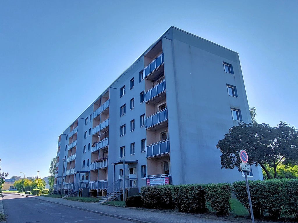 Die Straße der Solidarität 37 bis 39 in Staßfurt Nord ist einer der Blöcke, die im kommenden Jahr abgerissen werden soll.