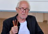  Rudolf Pötzsch hatte ein paar Rötelstifte mitgebracht, mit denen seine Ausstellungsbilder im Imuset entstanden sind. 