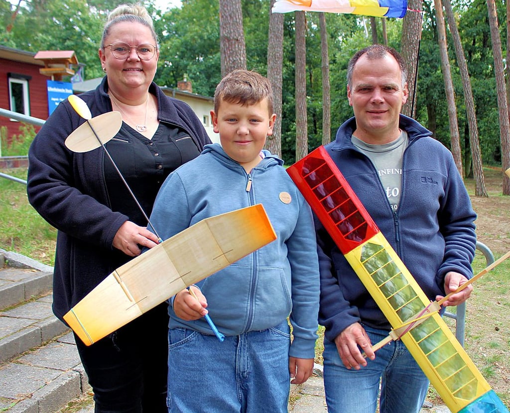 Ben Näthe aus Brück ist Mitglied im Flugmodellsport- und Freizeitclub Zerbst. Seine Eltern Kristin Schulze und Marco Haseloff unterstützen das Hobby.