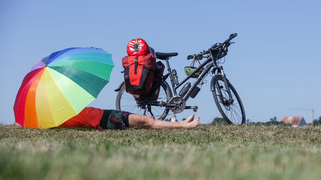 Bei Temperaturen über 30 Grad: Das Wetter in Sachsen-Anhalt wird wieder sommerlich heiß.