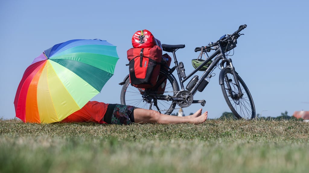 Bei Temperaturen über 30 Grad: Das Wetter in Sachsen-Anhalt wird wieder sommerlich heiß.