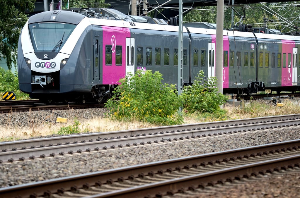 An mehreren Bahnübergängen sind Schranken defekt. (Symbolbild)