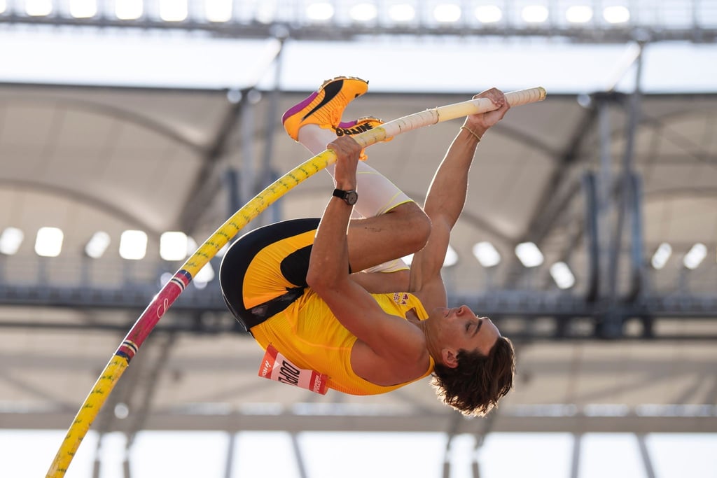 Armand Duplantis steigerte seinen Stabhochsprung-Weltrekord auf 6,29 Meter.