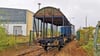 Die LTH Waggonwerkstatt GmbH hat am Lichtlöcherberg in Hettstedt einen Standort und saniert und wartet dort Bahnwaggons.