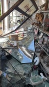 Chaos herrschte in einem Loburger Geschäft, nachdem ein Pkw in das Schaufenster fuhr. 