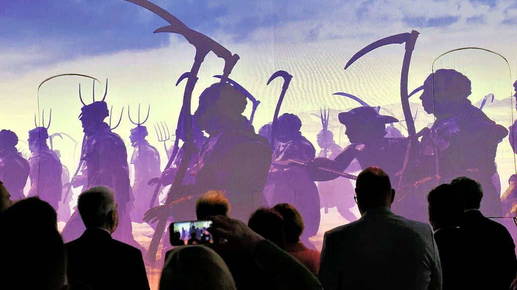 Computer-Animation in der Hofstube des Allstedter Schlosses zeigt das Bauernheer bei Bad Frankenhausen.