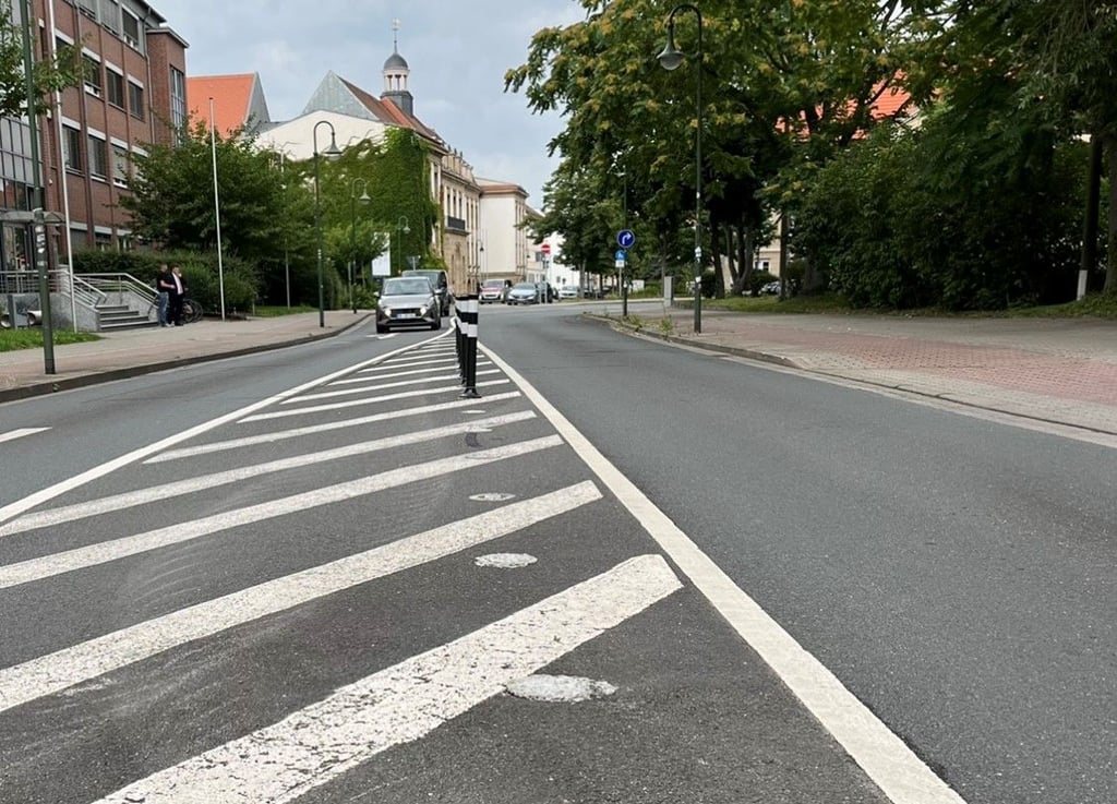 Die Reihen der Polleranlage haben sich gelichtet.