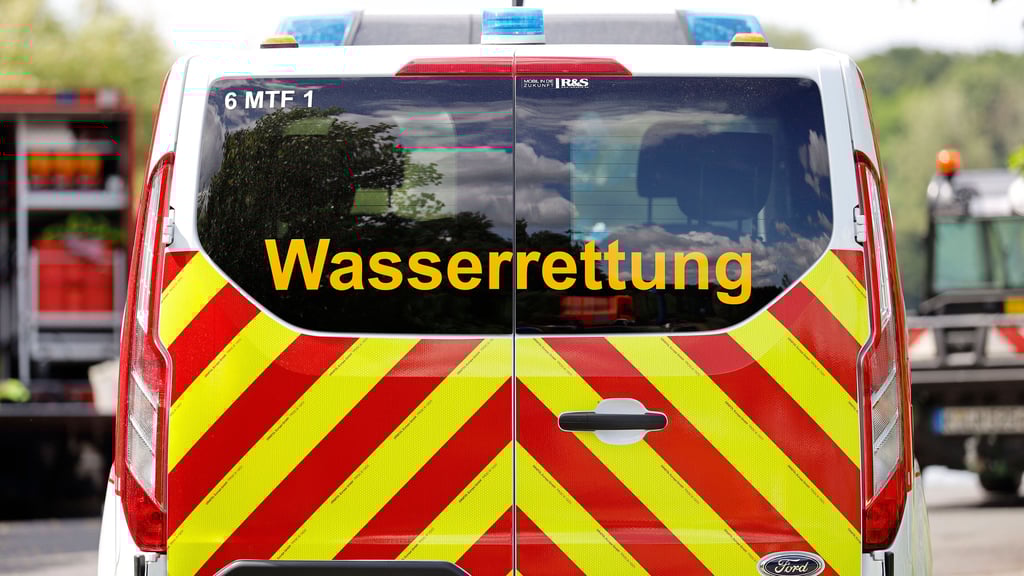 In Gröningen war die Feuerwehr im Einsatz, um nach einem Mann zu suchen.