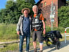 Jürgen Benecke (rechts) unterwegs nach Spanien. Unterwegs trifft er Ecki Holstein.