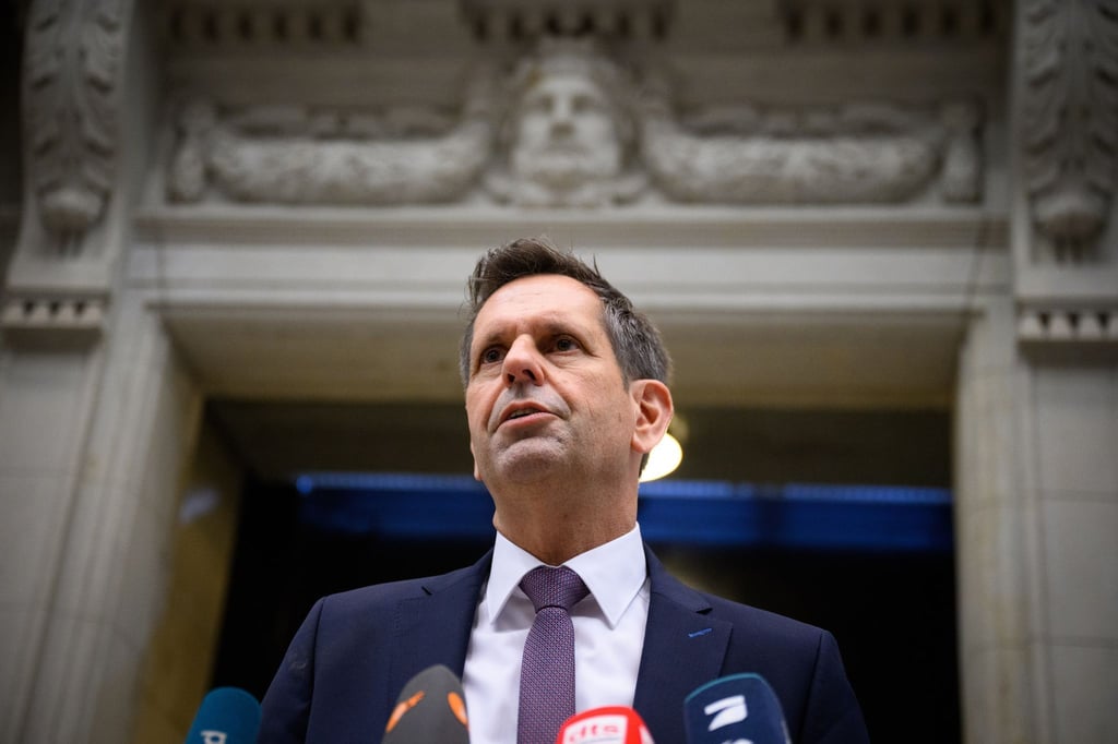 Olaf Lies betont, dass Hilfe für Kinder unabhängig von Herkunft oder Religion geleistet werden müsse. (Archivbild)