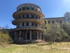 Bis 1990 ein beliebtes Feriendomizil, jetzt ein Lost Place: das ehemalige Ferienheim „Fritz Heckert" bei Gernrode.