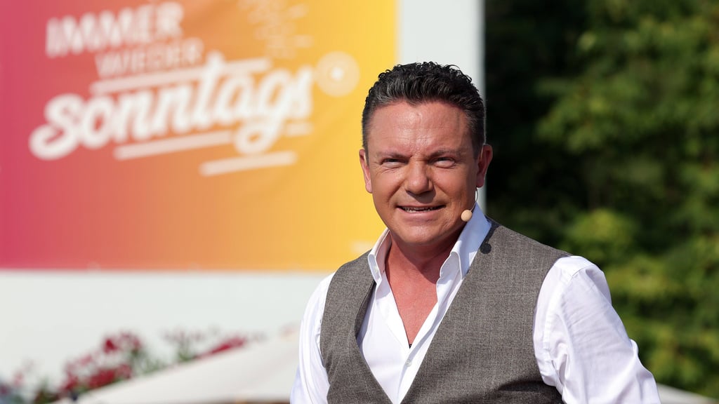 "Immer wieder sonntags" feierte 30-jähriges Jubiläum. Stefan Mross moderiert die Show seit mehr als 20 Jahren.