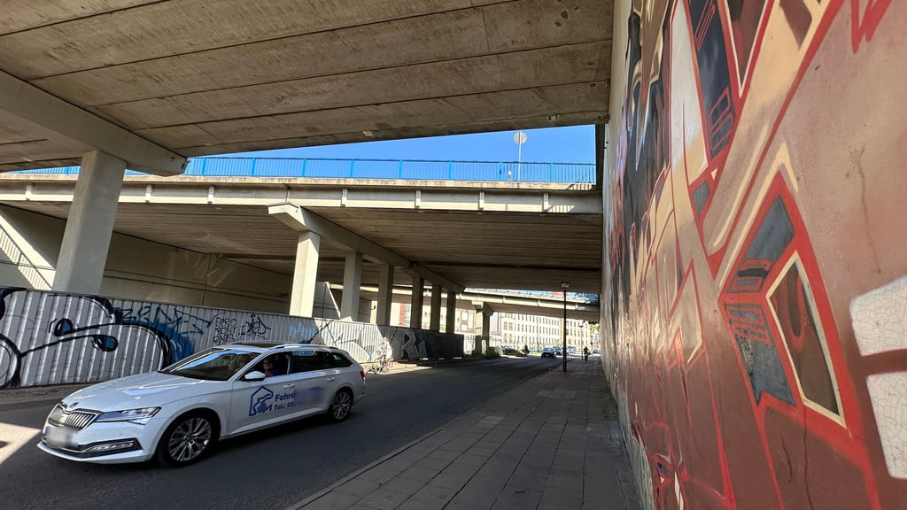 Die Ringbrücke, die über die Sudenburger Wuhne in Magdeburg führt, wurde anders gebaut als die Bröckel-Brücken.