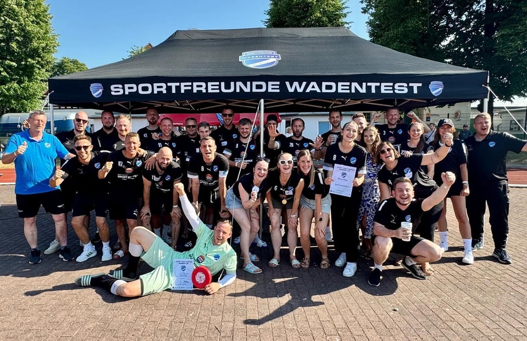 Der Verein „Sportfreunde Wadentest“ veranstaltet in und um Magdeburg Sport-Events für Freizeit-Teams. Dabei werden Spenden für Kinder und Jugendliche gesammelt.