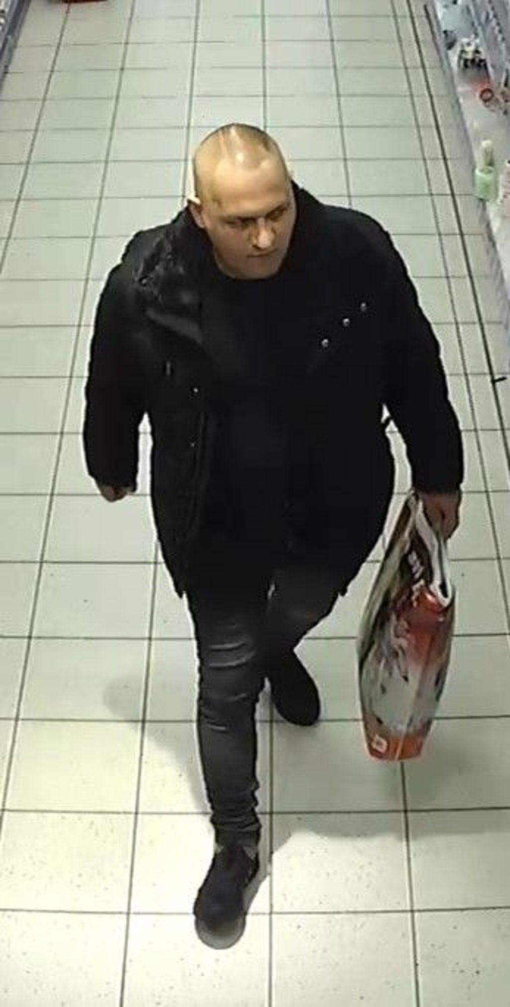 Die Polizei sucht nach diesem Mann.