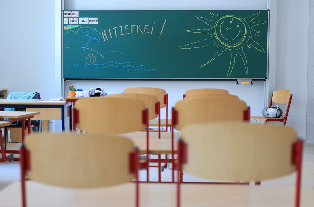 Die Schulen in Sachsen entscheiden eigenständig über Maßnahmen bei sommerlicher Hitze. (Symbolbild)