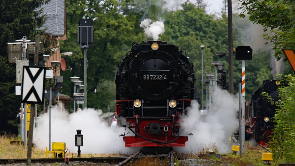 Dampfloks sind zwar im doppelten Sinne die Zugpferde der HSB – aber auch teuer für die defizitäre Bahn.