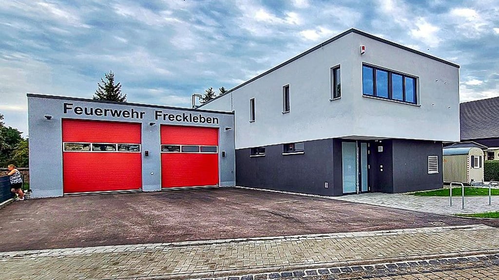 Das neue Feuerwehrgerätehaus in Freckleben steht kurz vor der Fertigstellung.