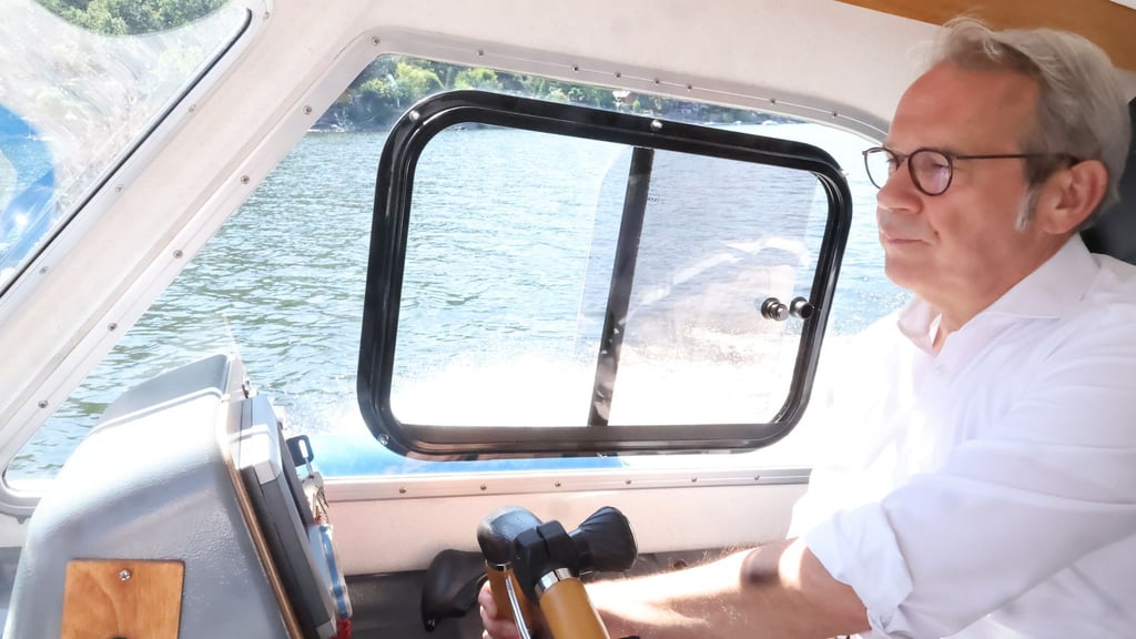 Wohin steuert die Reform der Polizeibefugnisse? Innenminister Georg Maier braucht die Linke für eine Mehrheit im Parlament. (Archivbild)