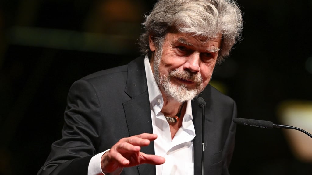 Dem Extrembergsteiger zufolge sei die Natur unendlich im Vergleich zum Menschen, dieser fehlerhaft. (Archivbild)