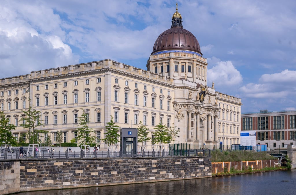 Bald gibt es ein Ticket für alles im Berliner Humboldt Forum. (Archivbild)