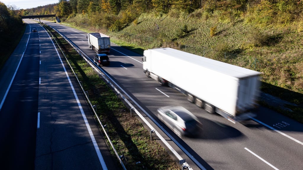 In einem aus Spanien kommenden Lastzug haben französische Fahnder 1,3 Tonnen Kokain entdeckt. (Symbolbild)