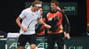 Alexander Zverev (l) fehlt Teamchef Michael Kohlmann bei der Davis-Cup-Quali gegen Japan