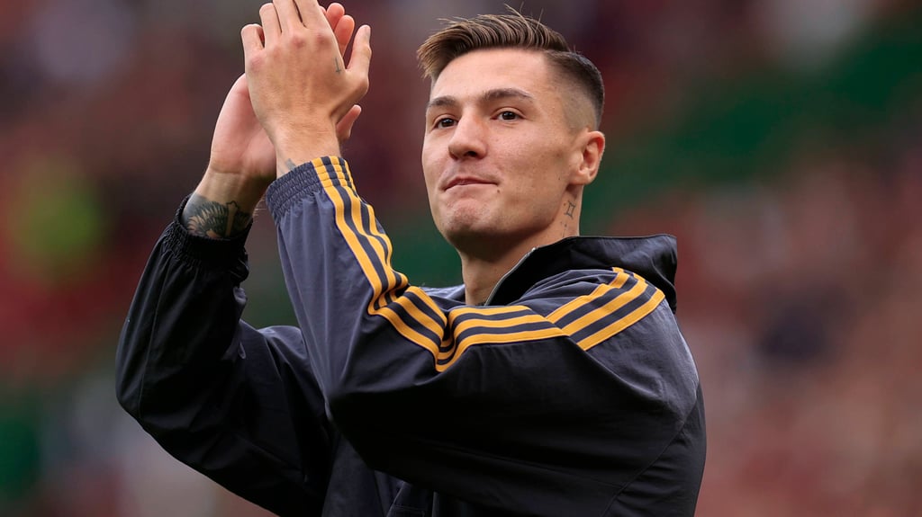 Benjamin Sesko ist nun Spieler von Manchester United.