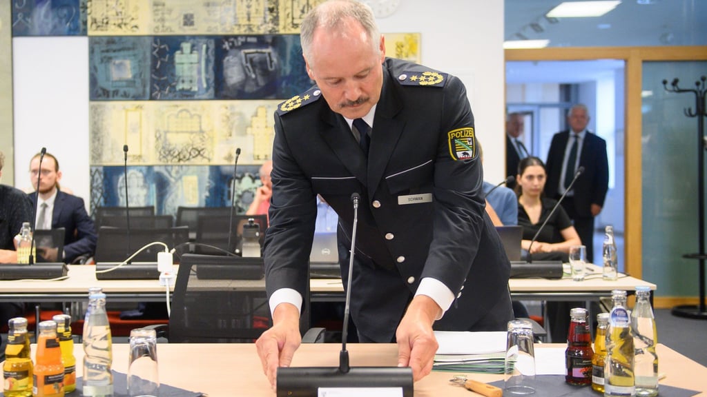 „Eine dauerhafte Sperre war nicht vorgesehen“, sagt Landespolizeidirektor Mario Schwan.