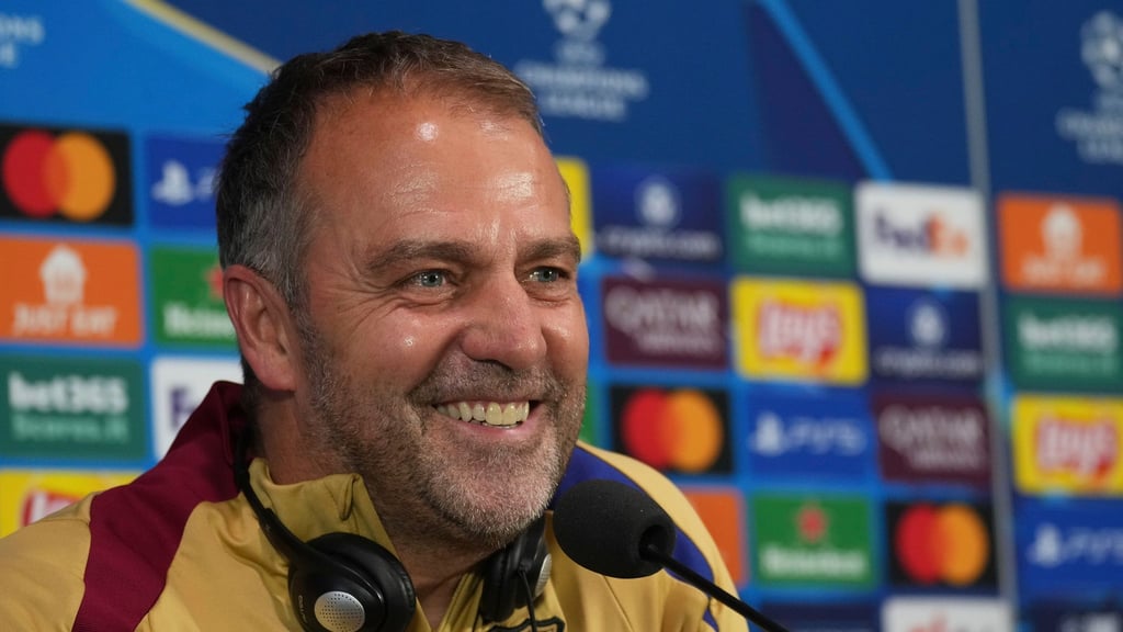 Trainer Hansi Flick spricht über die Situation von Marc-André ter Stegen beim FC Barcelona.