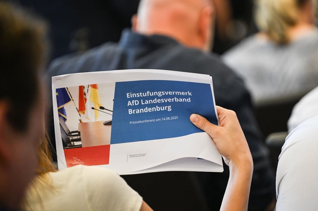 Auszüge aus dem offen gelegten Gutachten des Verfassungsschutzes zur Einstufung der AfD in Brandenburg.