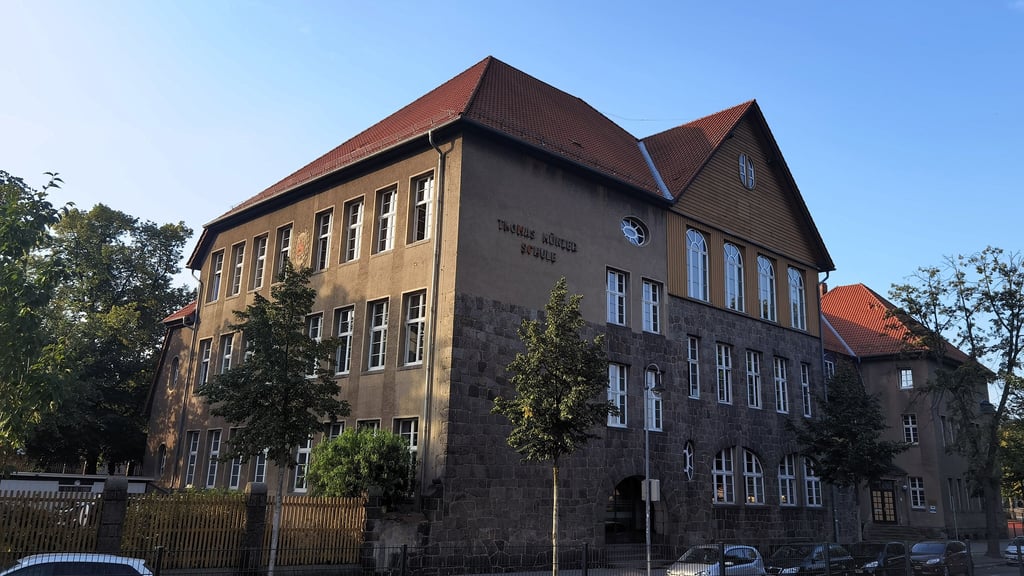 Unter anderem die Sekundarschule „Thomas Müntzer“, Unter den Zindeln in Wernigerode, wurde am Freitag, 15. August, zum Ziel einer Amokdrohung.