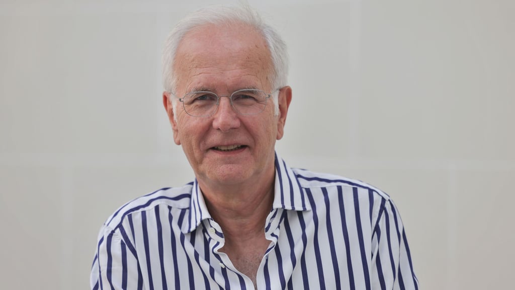 Harald Schmidt verspottet Nato-Generalsekretär Mark Rutte wegen dessen Nähe zu US-Präsident Donald Trump.