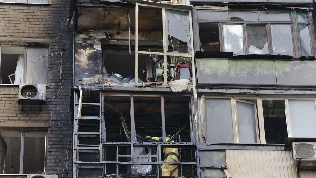 Wohngebiete in der von Russland besetzten ostukrainischen Großstadt Donezk werden immer wieder beschossen. (Archivbild)