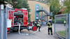 Die Feuerwehrleute in Stendal mussten Kinder und Personal der Kita Nordspatzen in Stendal am Freitagmorgen evakuieren. 