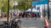 In den Freibädern ist bei hohen Temperaturen viel los.