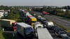 Die A14 war nach dem Unfall zwischenzeitlich in beide Richtungen gesperrt.