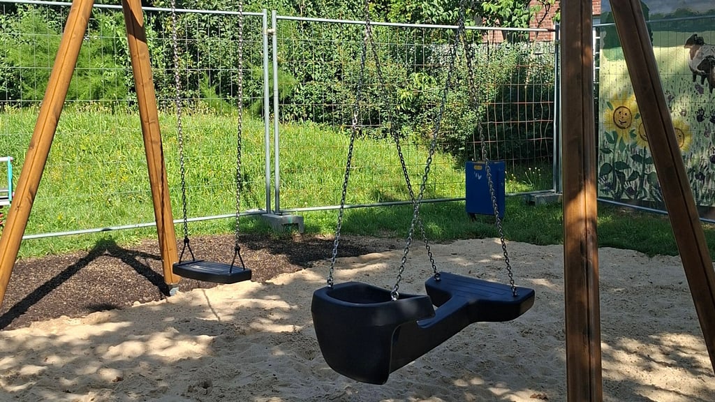 Neues Spielgerät in der Lüneburger Straße in Köthen
