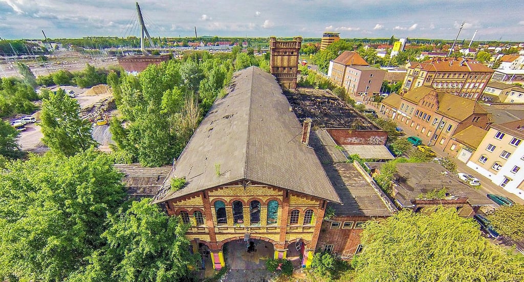 Das Schlachthof-Gelände ist mit 60.000 Quadratmetern riesig. Seit 1992 ist es verwaist. Nun könnte der Durchbruch für eine Nutzung gelingen.